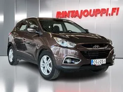 Ruskea Käytetty 2010 Hyundai ix35 Style Katumaasturi | 9 650 € (Perustarjous)