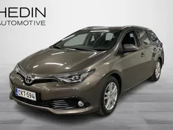 Harmaa Käytetty 2017 Toyota Auris Touring Sports Multidrive S Farmari | 12 980 € (Perustarjous)
