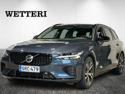 Sininen Käytetty 2025 Volvo V60 Plus Farmari | 54 900 €