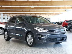 Harmaa Uusi 2024 Kia Rio EX Viistoperä | 25 615 €
