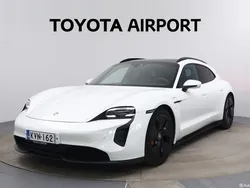 Valkoinen Käytetty 2023 Porsche Taycan GTS Sport Turismo Sedan | 94 890 €