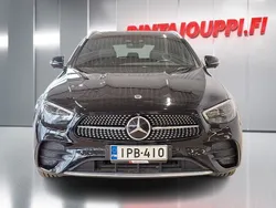 Musta Käytetty 2020 Mercedes E300 Business Farmari | 29 970 € (Perustarjous)