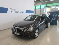 Ruskea Käytetty 2010 Mercedes E250 Business Farmari | 12 400 € (Perustarjous)