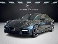 Porsche Panamera 4