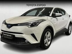 Valkoinen Käytetty 2019 Toyota C-HR Active Katumaasturi | 18 990 € (Perustarjous)
