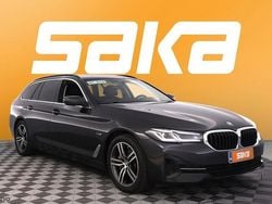 Käytetty 2022 BMW 530 Comfort Edition Farmari | 26 590 € (Hyvä tarjous)