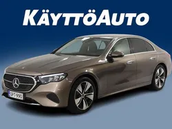 Ruskea Käytetty 2023 Mercedes E300 Avantgarde Sedan | 62 800 € (Hyvä tarjous)