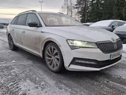 Valkoinen Käytetty 2020 Skoda Superb SportLine Farmari | 28 900 € (Kallis)