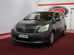 Harmaa Käytetty 2010 Toyota Verso Edition Tila-auto | 8 290 € (Perustarjous)