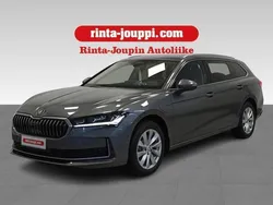 Harmaa Uusi 2025 Skoda Superb Style Farmari | 48 900 € (Hyvä tarjous)