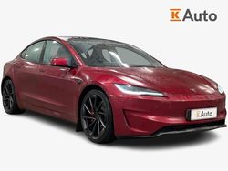 Käytetty 2024 Tesla Model 3 Performance Sedan | 51 900 €