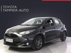 Musta Käytetty 2024 Toyota Yaris Viistoperä | 21 880 € (Hieman kallis)