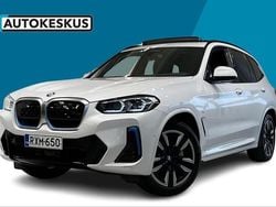 Valkoinen Käytetty 2023 BMW iX3 M Sport Katumaasturi | 44 690 € (Perustarjous)