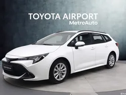 Valkoinen Käytetty 2024 Toyota Corolla Active Farmari | 30 690 € (Perustarjous)