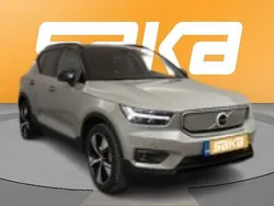 Käytetty 2022 Volvo XC40 R-Design Katumaasturi | 33 900 € (Supertarjous)