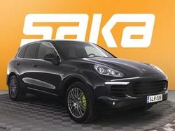 Käytetty 2015 Porsche Cayenne Katumaasturi | 29 900 €