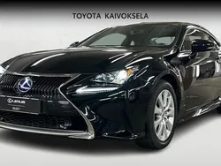 Musta Käytetty 2017 Lexus RC300h Coupe - kaksiovinen | 31 990 €