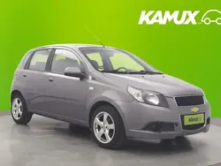 Hopea / harmaa Käytetty 2011 Chevrolet Aveo LS Sedan | 2 900 €