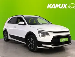 Valkoinen Käytetty 2022 Kia Niro EX Katumaasturi | 25 890 € (Hieman kallis)