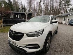 Käytetty 2019 Opel Grandland X Comfort Katumaasturi | 12 900 € (Perustarjous)