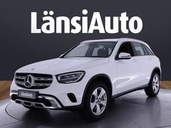 Valkoinen Käytetty 2022 Mercedes GLC300e Business Katumaasturi | 34 490 € (Supertarjous)