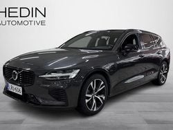 Harmaa Käytetty 2022 Volvo V60 Performance Farmari | 36 900 € (Perustarjous)