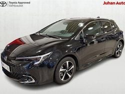 Met. musta Käytetty 2025 Toyota Corolla Active Viistoperä | 30 990 € (Hieman kallis)