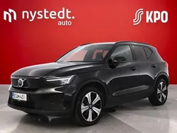 Käytetty 2023 Volvo XC40 Core Katumaasturi | 29 990 € (Perustarjous)