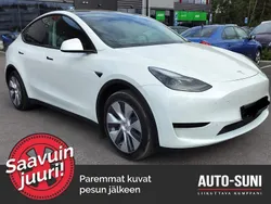 Käytetty 2024 Tesla Model Y RWD Katumaasturi | 36 800 € (Hyvä tarjous)