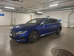 Sininen Käytetty 2021 VW Arteon Farmari | 28 900 € (Hieman kallis)