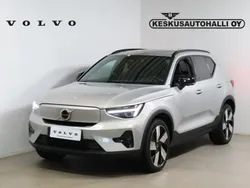 Hopea Käytetty 2024 Volvo XC40 Ultimate Katumaasturi | 48 900 € (Hieman kallis)