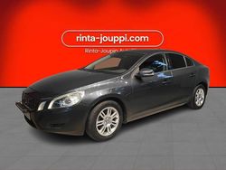 Harmaa Käytetty 2013 Volvo S60 Kinetic Sedan | 11 880 € (Perustarjous)