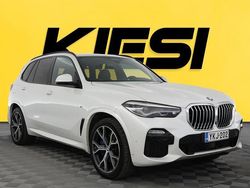 Käytetty 2020 BMW X5 M Sport Katumaasturi | 44 990 € (Perustarjous)