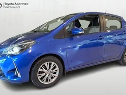 Sininen Käytetty 2017 Toyota Yaris Edition Viistoperä | 13 890 € (Perustarjous)