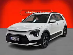 Valkoinen Käytetty 2023 Kia Niro Comfort Katumaasturi | 25 490 € (Perustarjous)
