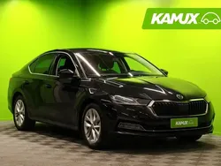 Musta Käytetty 2022 Skoda Octavia Style Sedan | 17 900 € (Hyvä tarjous)