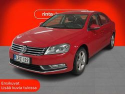 Punainen Käytetty 2013 VW Passat Comfortline Sedan | 12 900 € (Perustarjous)