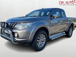 Harmaa Käytetty 2015 Mitsubishi L200 Nouto | 18 500 € (Perustarjous)