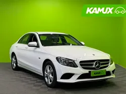 Valkoinen Käytetty 2020 Mercedes C300e Business Sedan | 22 890 € (Perustarjous)