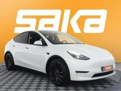 Käytetty 2022 Tesla Model Y Performance Katumaasturi | 38 890 € (Hyvä tarjous)