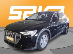 Käytetty 2021 Audi e-tron Katumaasturi | 29 900 € (Hyvä tarjous)