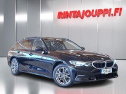 Musta Käytetty 2021 BMW 330e Shadowline Farmari | 21 600 € (Hyvä tarjous)
