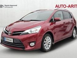 Punainen Käytetty 2017 Toyota Verso Multidrive S Tila-auto | 22 900 € (Kallis)