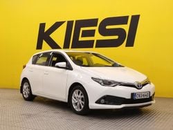Käytetty 2017 Toyota Auris Active Viistoperä | 11 990 € (Perustarjous)