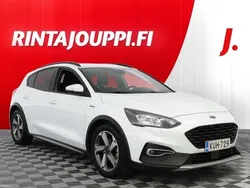 Valkoinen Käytetty 2021 Ford Focus Active Viistoperä | 15 850 € (Supertarjous)
