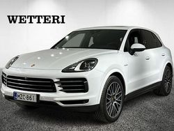 Käytetty 2021 Porsche Cayenne Katumaasturi | 60 900 € (Perustarjous)