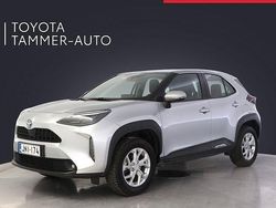 Hopea Käytetty 2024 Toyota Yaris Cross Active Katumaasturi | 27 880 € (Perustarjous)