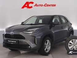 Harmaa Käytetty 2022 Toyota Yaris Cross Active Katumaasturi | 25 690 € (Perustarjous)