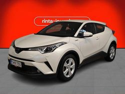 Valkoinen Käytetty 2018 Toyota C-HR Active Katumaasturi | 17 480 € (Perustarjous)