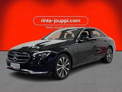 Käytetty 2021 Mercedes E300 Avantgarde Sedan | 32 900 € (Perustarjous)